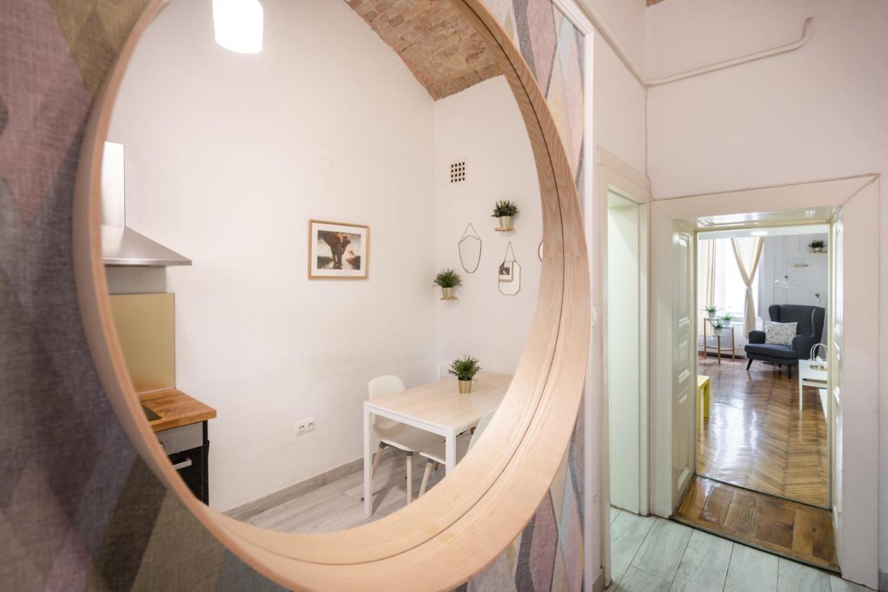 D20- Boutique Apartments, Best Location, By Bqa Budapest Luaran gambar