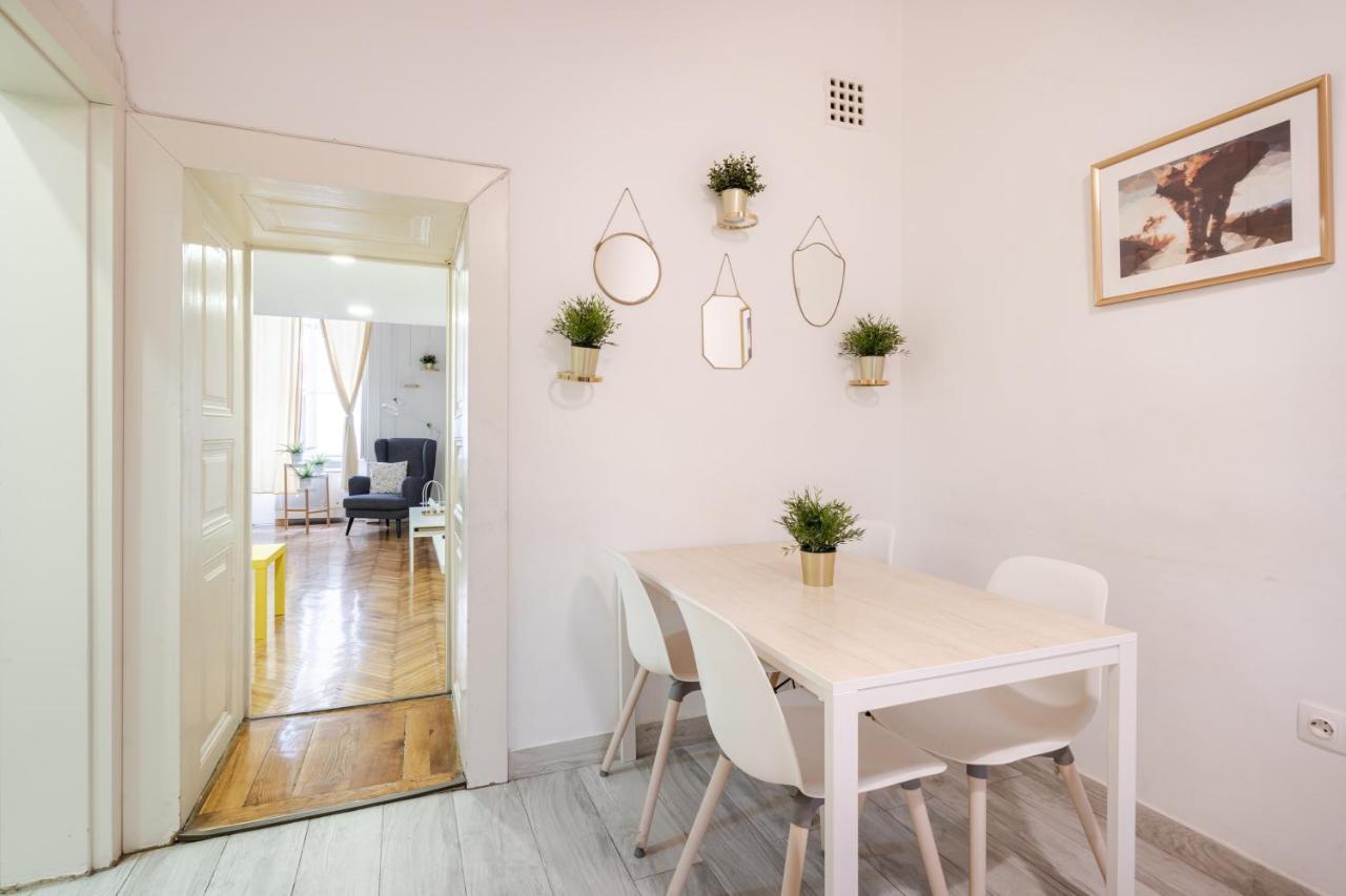 D20- Boutique Apartments, Best Location, By Bqa Budapest Luaran gambar